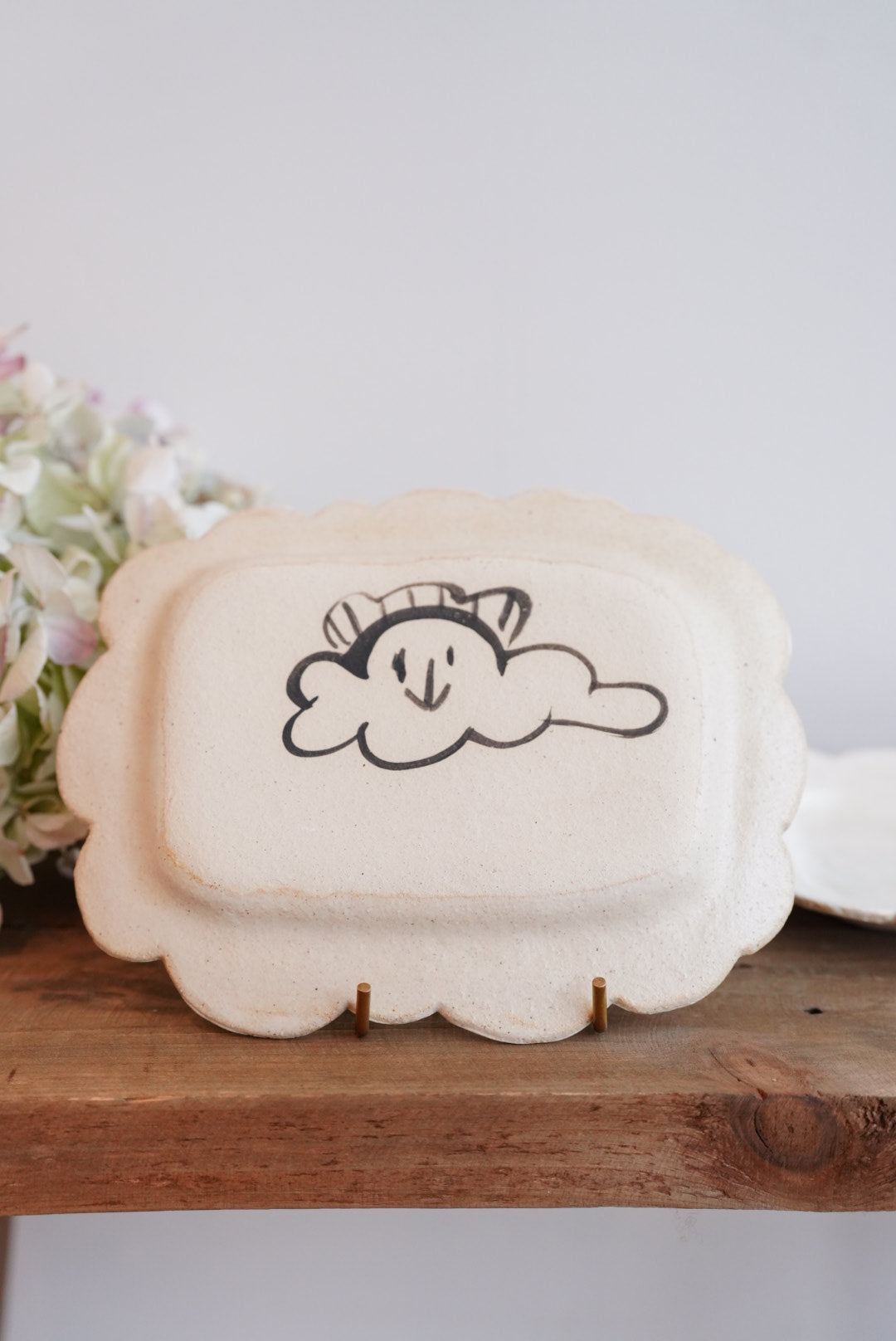 Tomotaro 岡村友太郎 - Cloud Plate