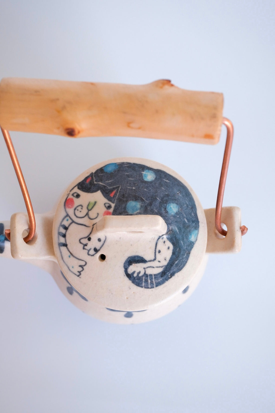 Boobee Studio 吉林三千代 - Small Teapot with Handle on the Top BS05-4