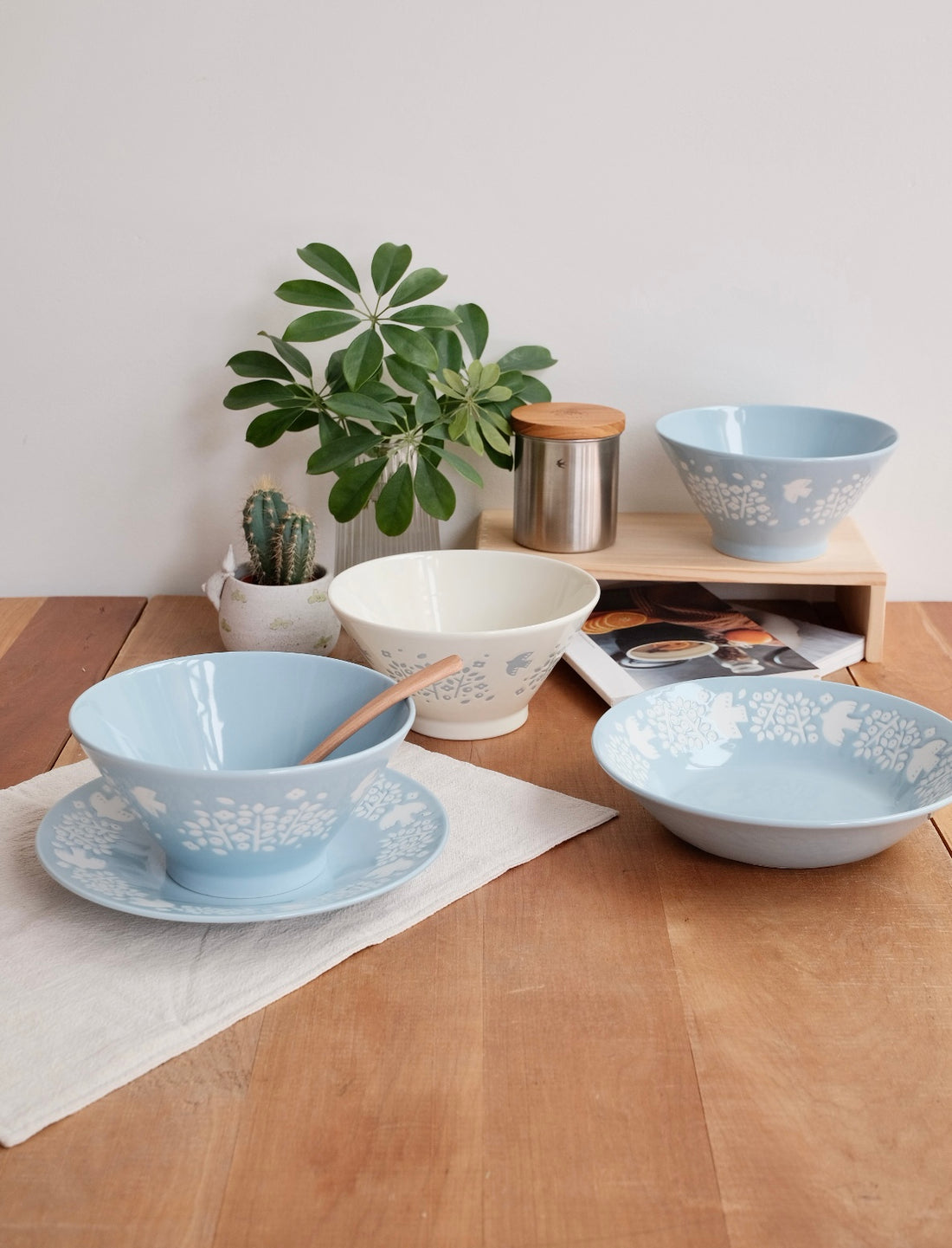 Mino Ware Birds and Garden Collection