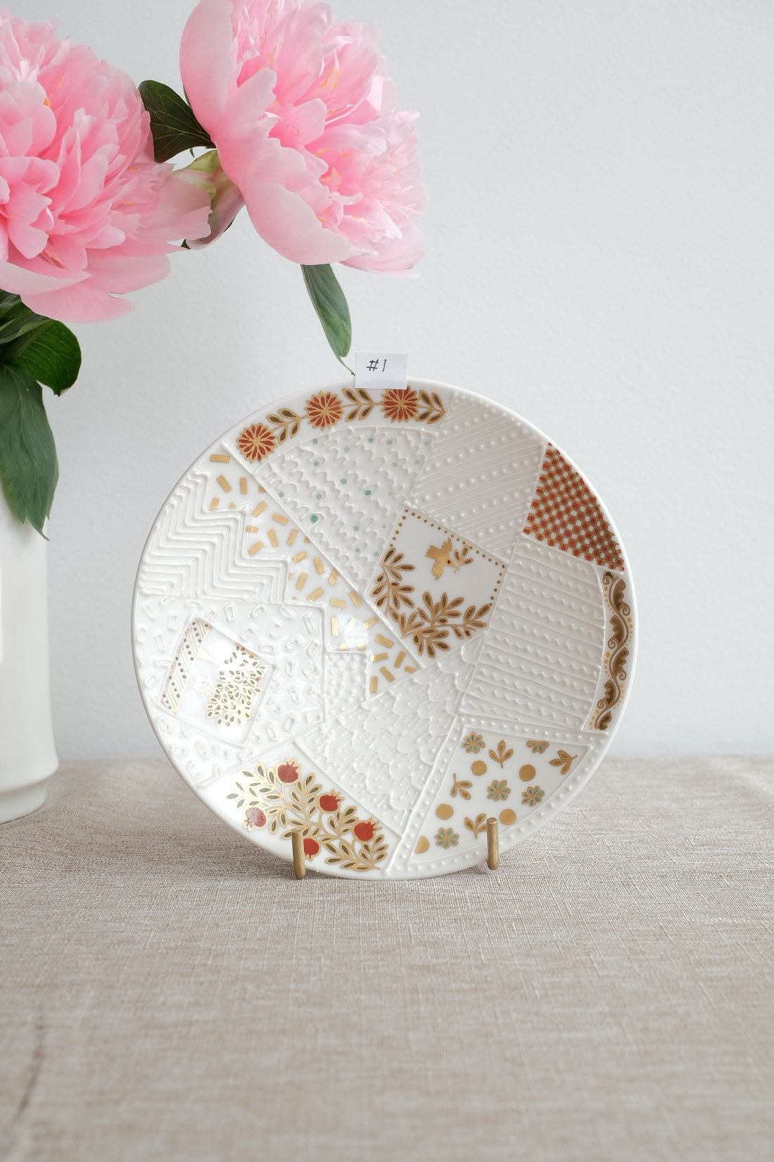 Natsumi Iino 飯野夏實 Round Plate NI007