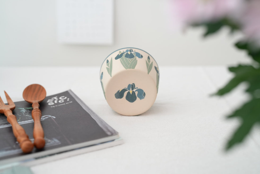 Shirogarasu Studio Iris Free Cup