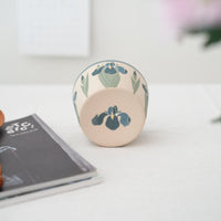 Shirogarasu Studio Iris Free Cup