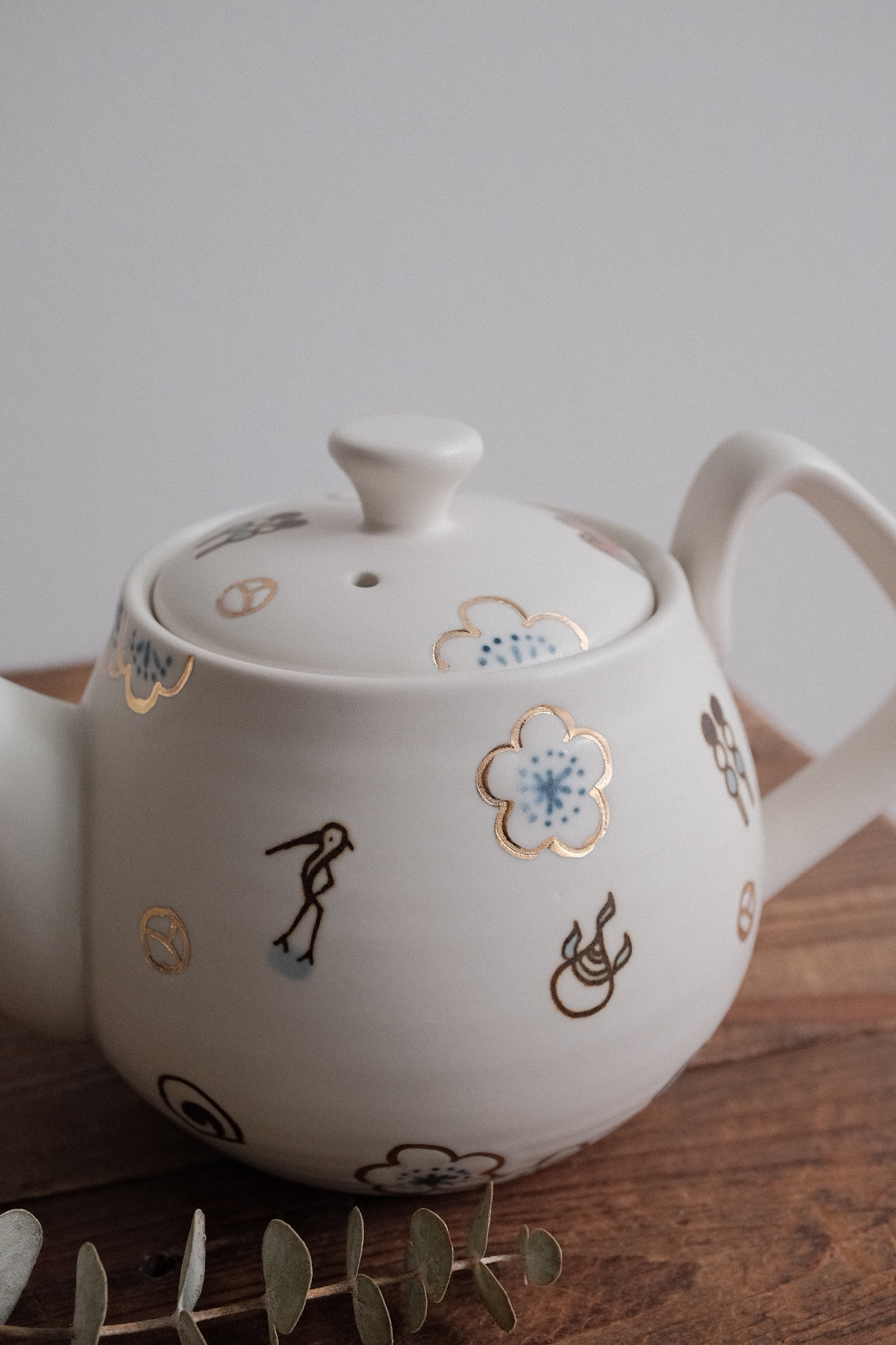 Tobe-ware Golden Ume Tea Cup & Teapot Collection