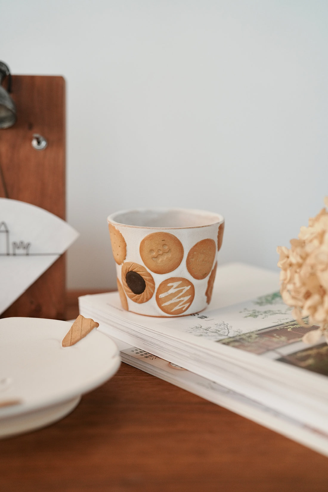 TAMA10- Mixed Cookie Cup - White TA12