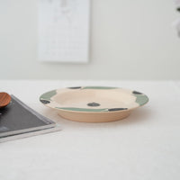 Shirogarasu Studio Black Tulip Small Round Plate