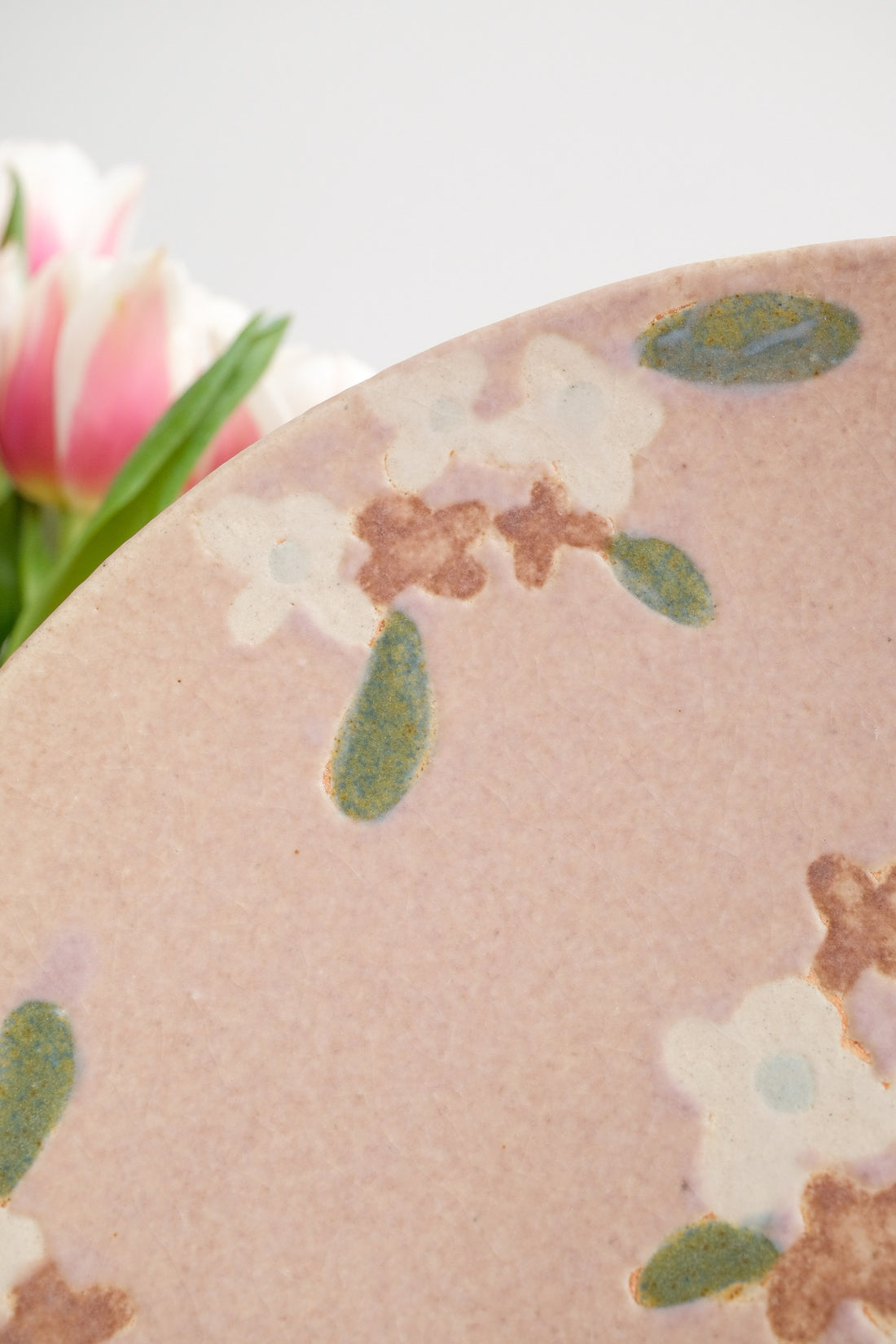 Makiko Okizawa 冲澤真纪子- 24cm Pink Flower Plate MA07