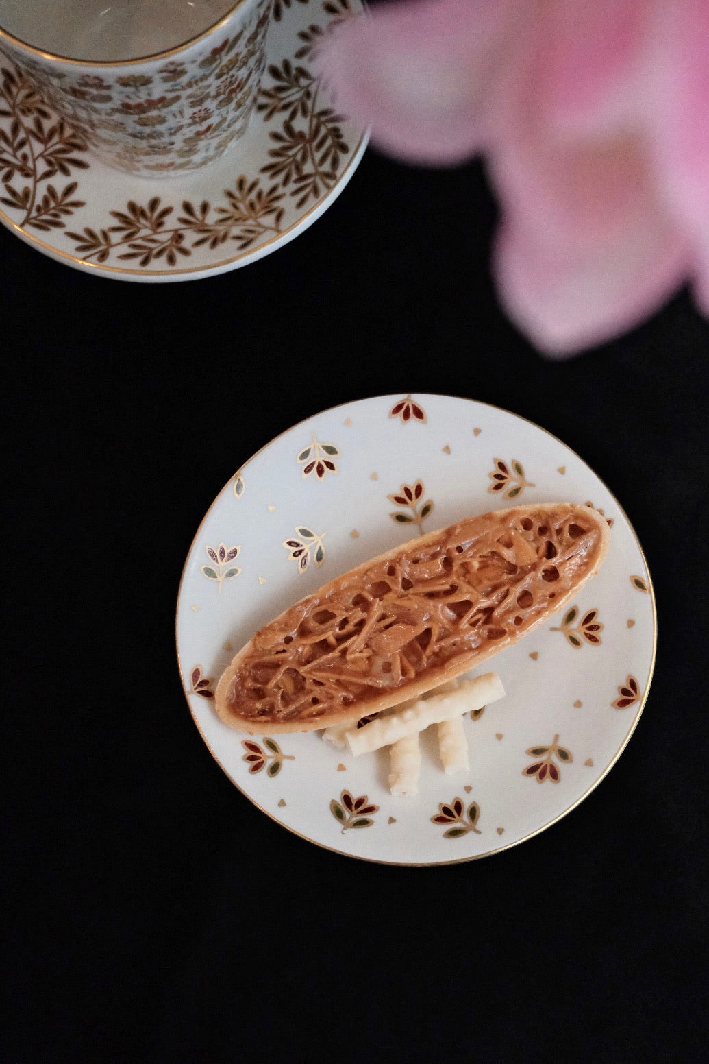 Natsumi Iino 飯野夏實 Gold Decor Small Plate - Small Flower NI002c