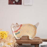 Cozy Nook - Cat Shaped Plate- CN12