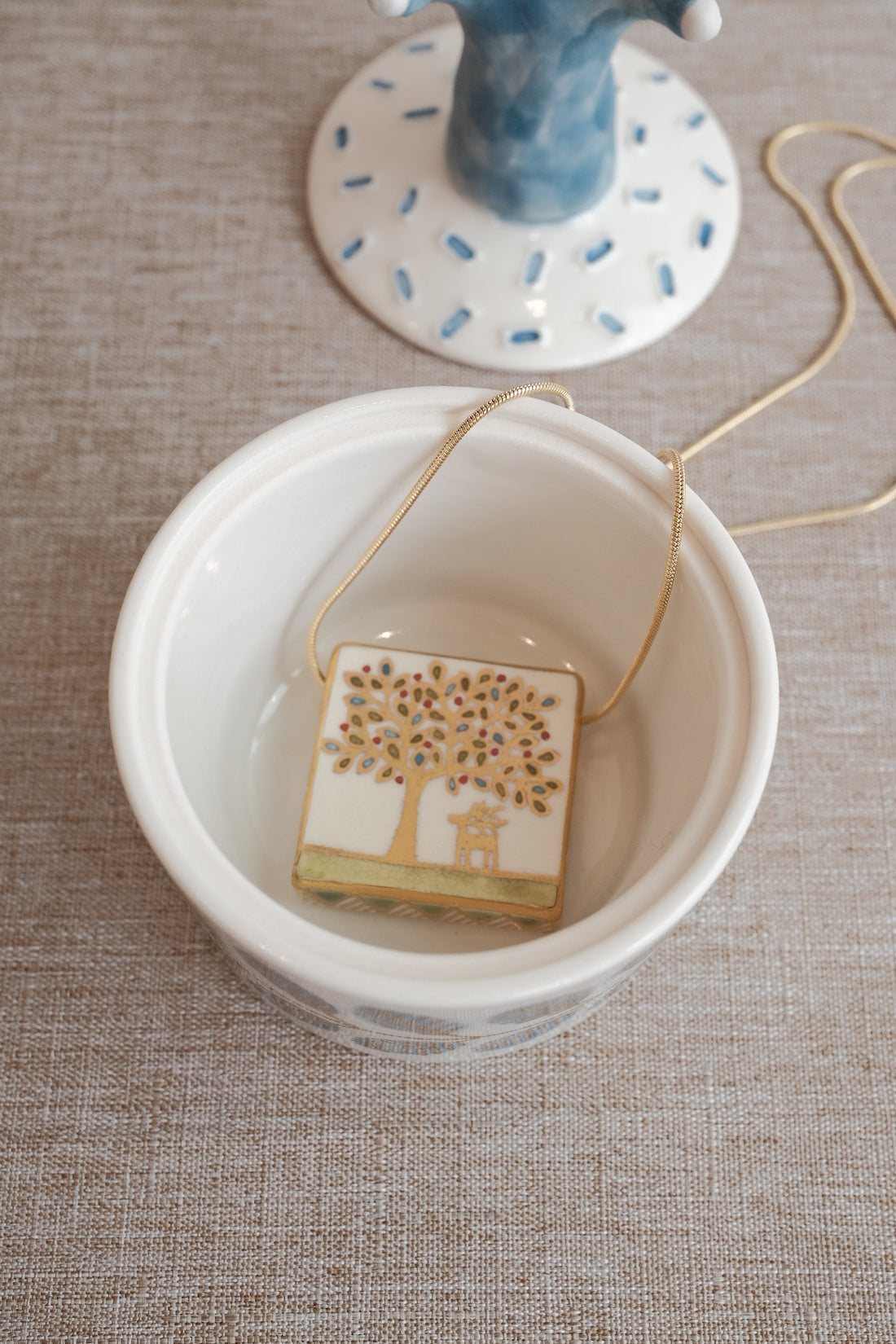 Natsumi Iino 飯野夏實 Container Box - Angel NI014