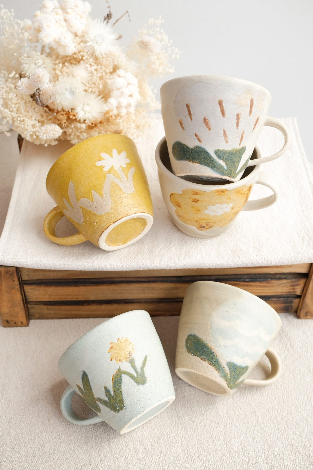 Makiko Okizawa 冲澤真纪子- Spring Mug MA01