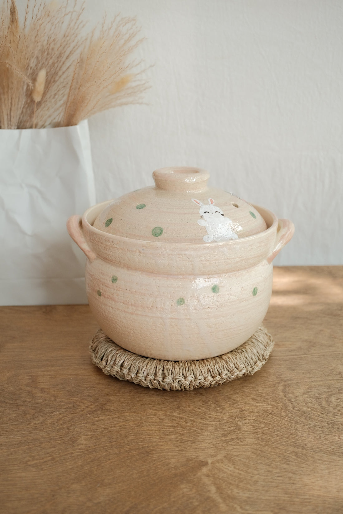 Donabe Banko Ware Double Lids Pink Bunny Clay Pot 2.2L