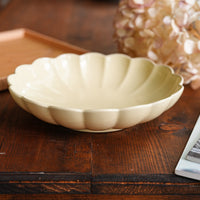 Atelier Gyuusha Floral Shape Deep Bowl