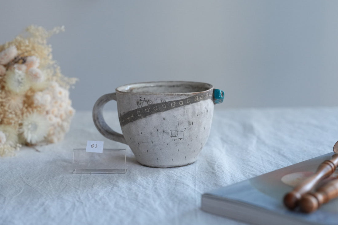 Akemi Suzuki 鈴木明美 - Road Collection Mug - Blue Car AS22