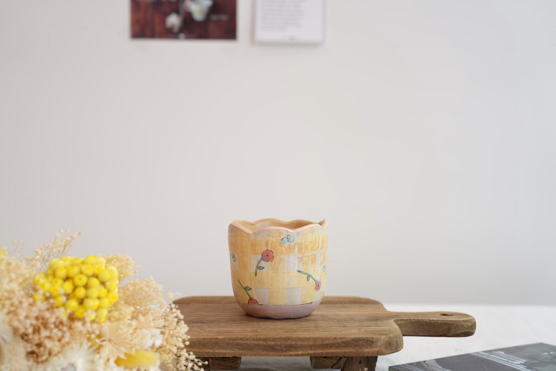 Cozy Nook - Checkered Pattern Mug with Round Bottom- CN20 #1