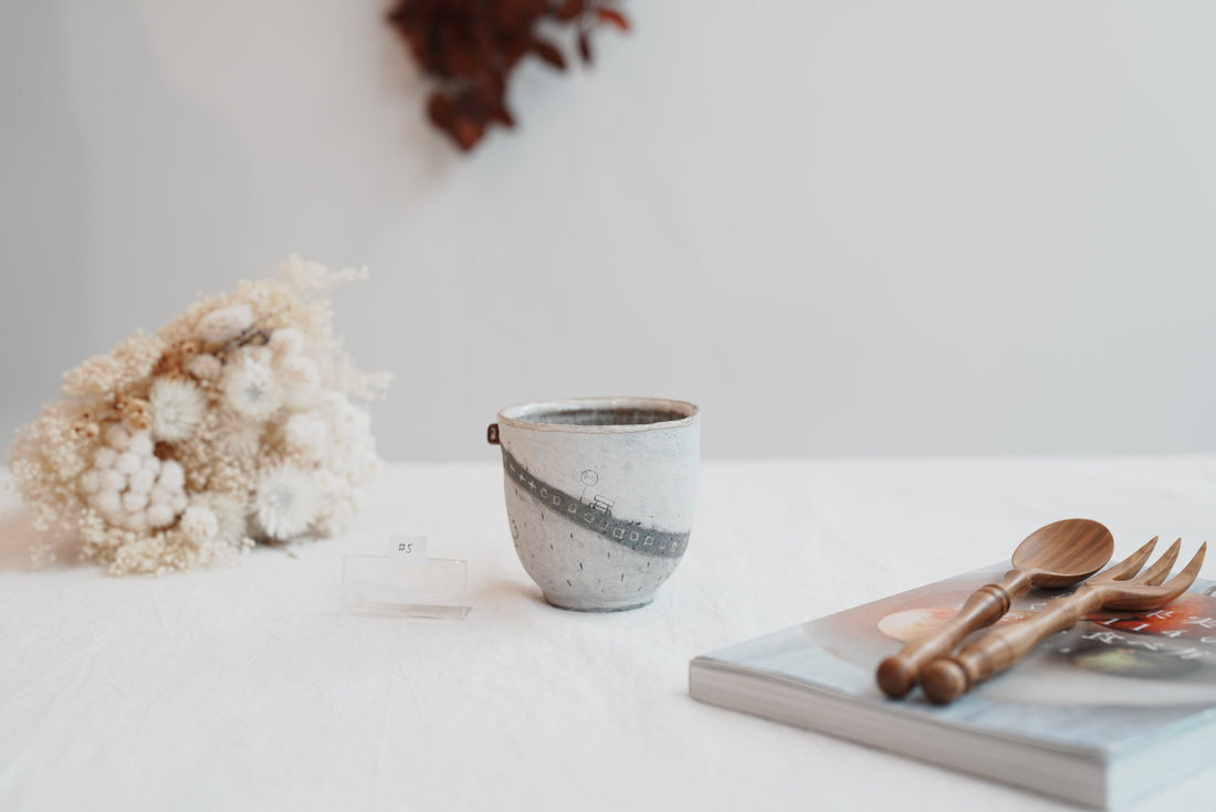 Akemi Suzuki 鈴木明美 - Road Collection Tea Cup AS15