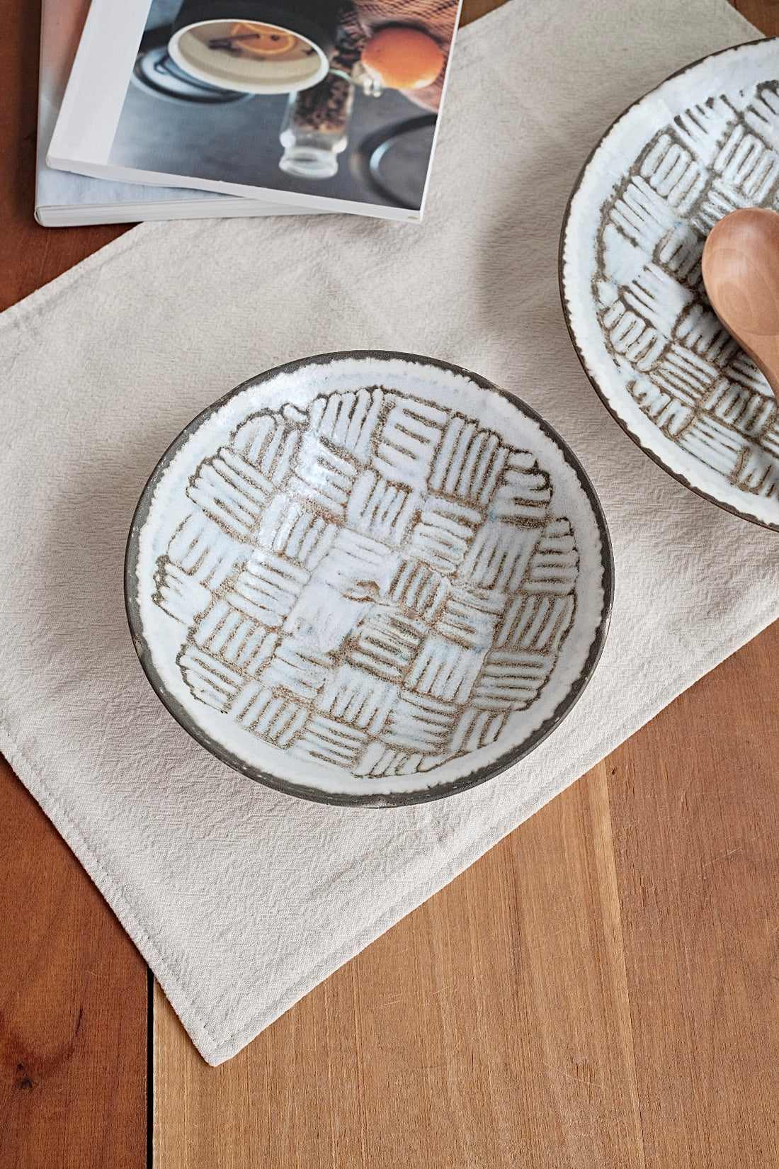 Mino Ware Elegant Hand-painted Collection