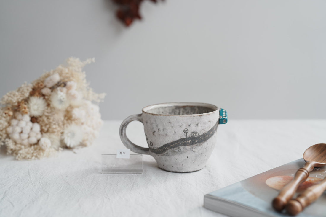 Akemi Suzuki 鈴木明美 - Road Collection Mug - Blue Car AS22