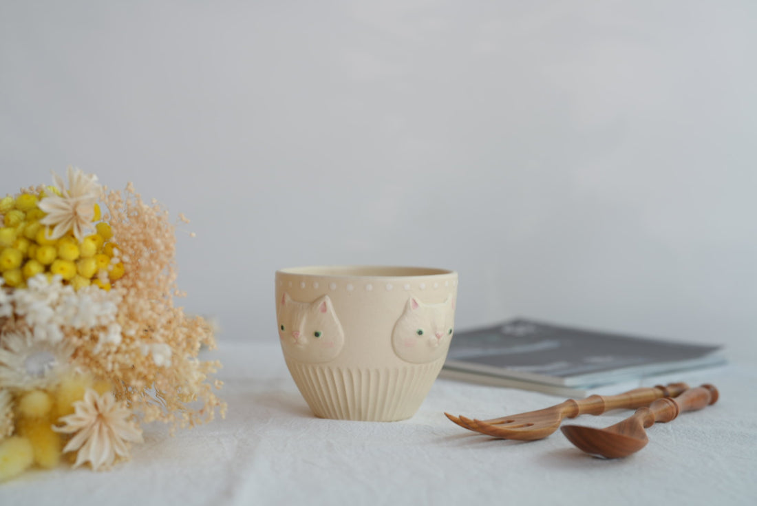 Sugar Poppo Round Cup - White Cat SP25