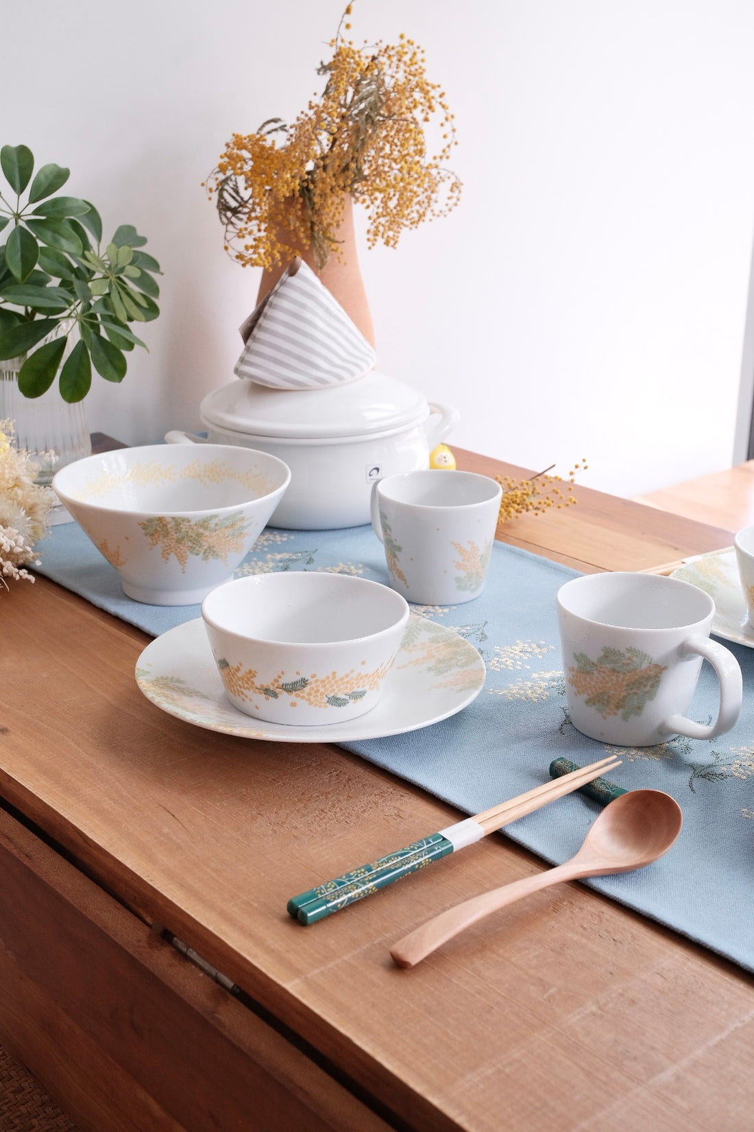 Mino Ware Acacia Collection