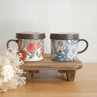 Cool Banana Black Pottery with Gold Detailing Mug with Lid