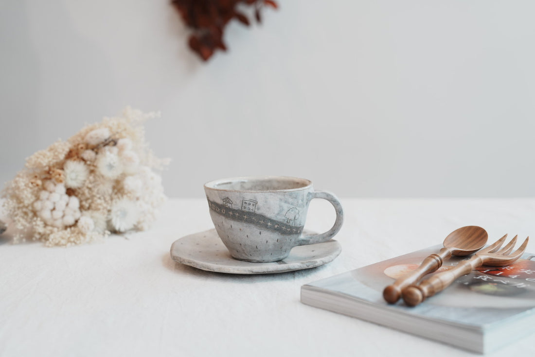 Akemi Suzuki 鈴木明美 - Road Collection Mug with Saucer AS11