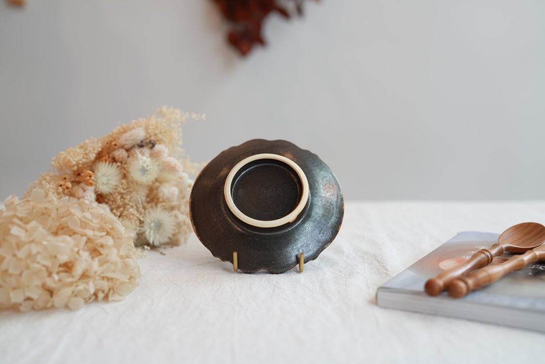 TAMA10- Small Chocolate Plate - TA07