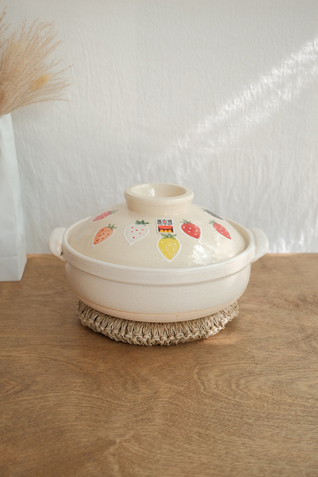 Donabe Banko Ware No.8 Strawberry Clay Pot