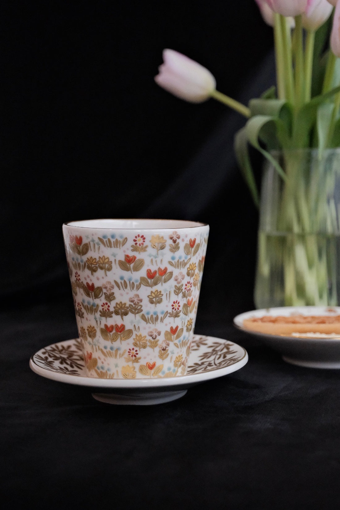 Natsumi Iino 飯野夏實 Free Cup - Golden Floral NI017