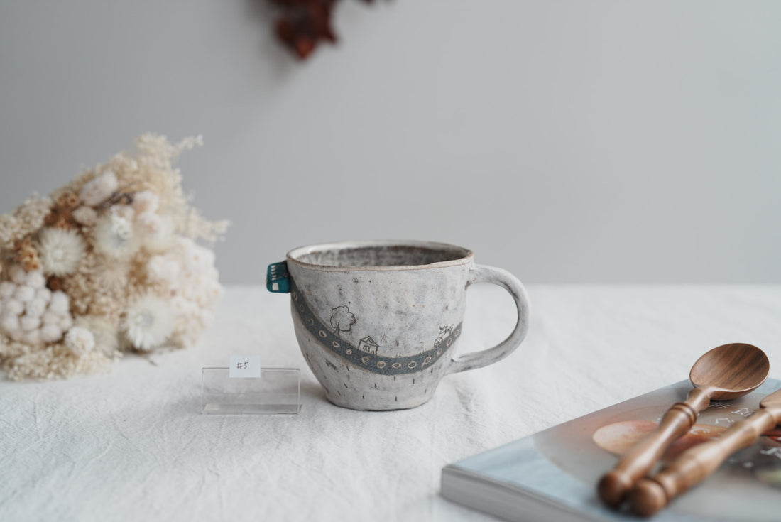 Akemi Suzuki 鈴木明美 - Road Collection Mug - Blue Car AS22