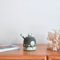 Akemi Nakamura 中村明美 Sugar Pot with Spoon AN31