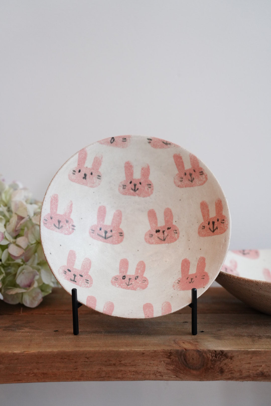 Tomotaro 岡村友太郎 - Rabbit Deep Bowl