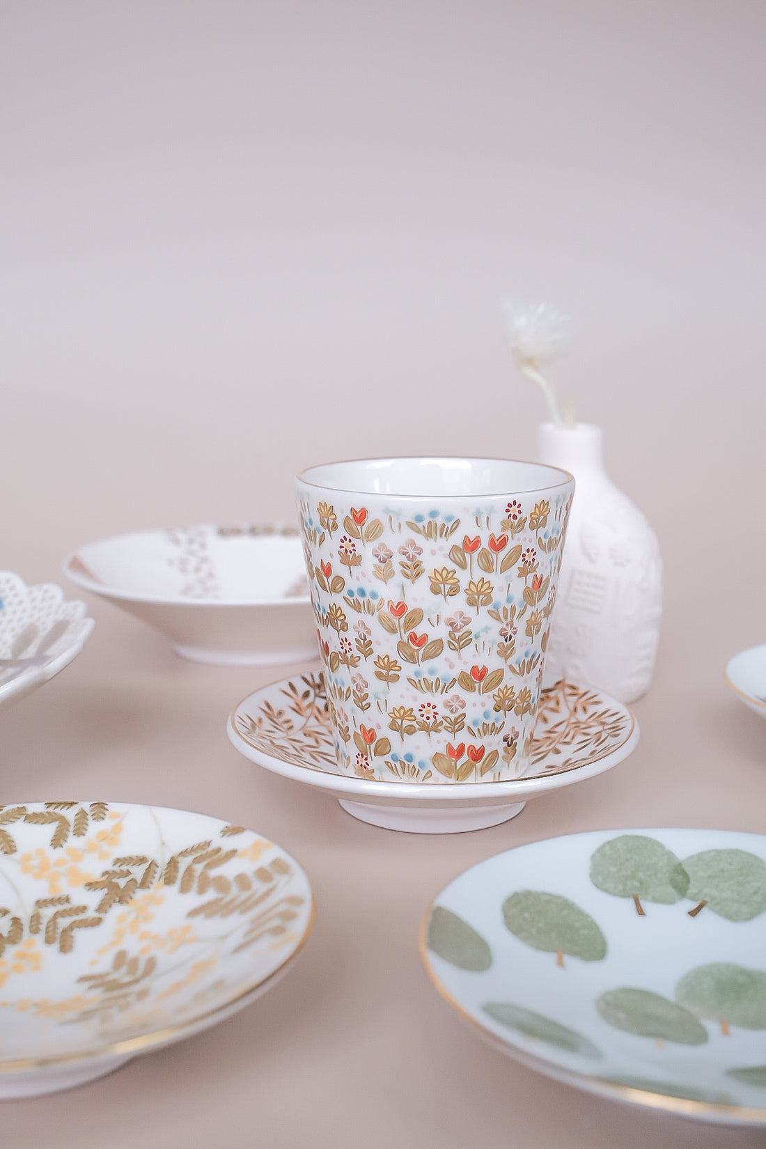 Natsumi Iino 飯野夏實 Free Cup - Golden Floral NI017