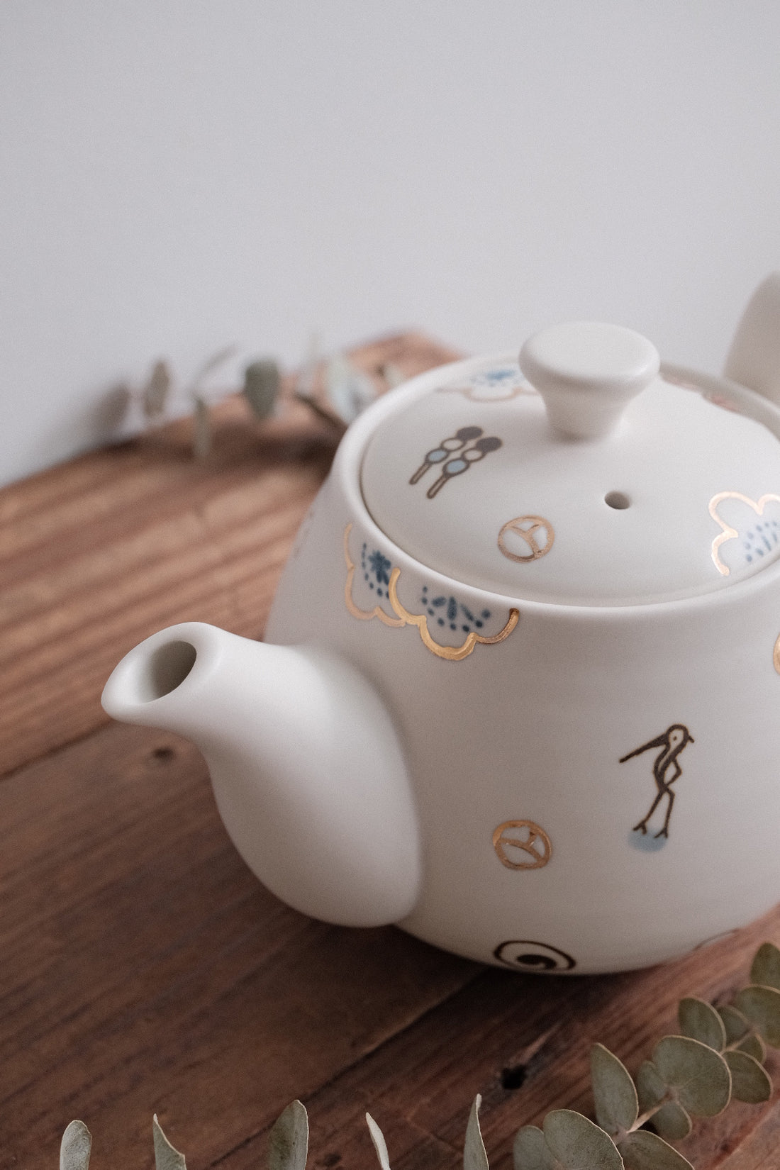 Tobe-ware Golden Ume Tea Cup & Teapot Collection