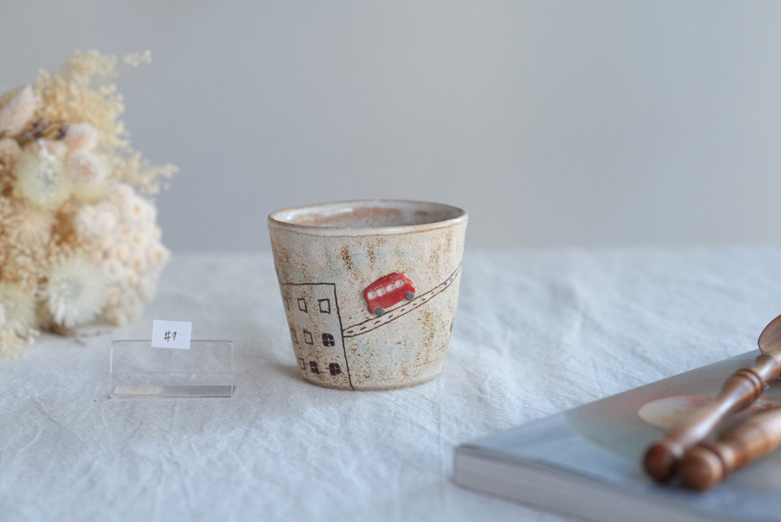 Akemi Suzuki 鈴木明美 - White Wall Collection Free Cup AS25