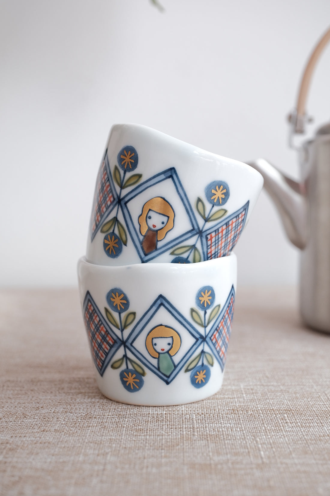 Natsumi Iino 飯野夏實 Small Sake Cup - Girl NI008