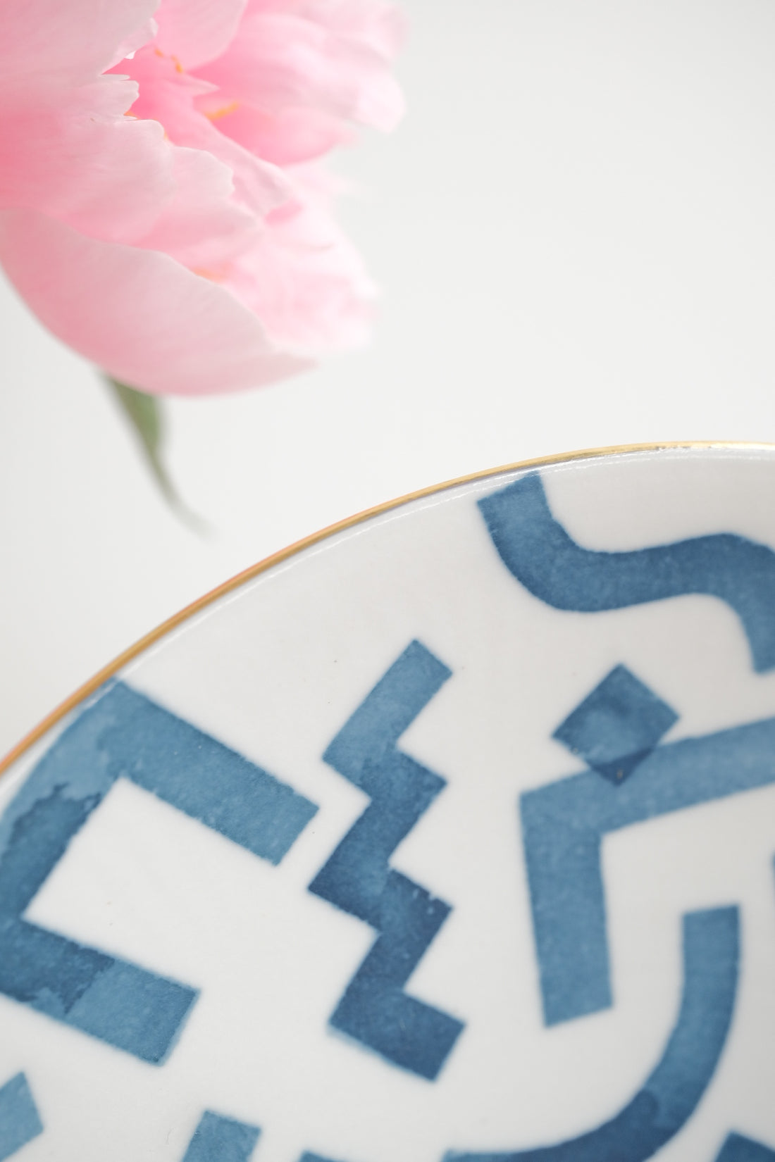 Natsumi Iino 飯野夏實 Geometry Large Plate NI010