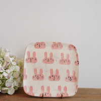 Tomotaro 岡村友太郎 - Rabbit Square Plate