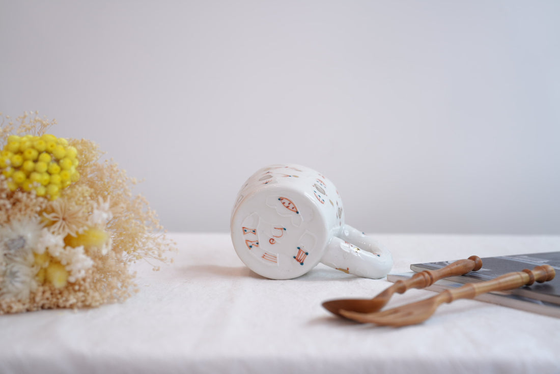 Hamasaka Naoko 浜坂尚子  Hand Painted Gold Deco Mug - HN08 #1