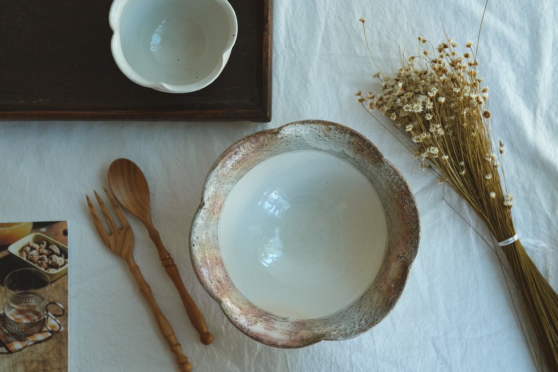 Hirokazu Furutani 古谷浩一 - 21cm Flower-shaped Bowl HF16