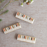 Natsumi Iino 飯野夏實 Chopstick Rest NI022