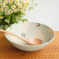 Makiko Okizawa 冲澤真纪子- White Flower Medium Bowl MA11
