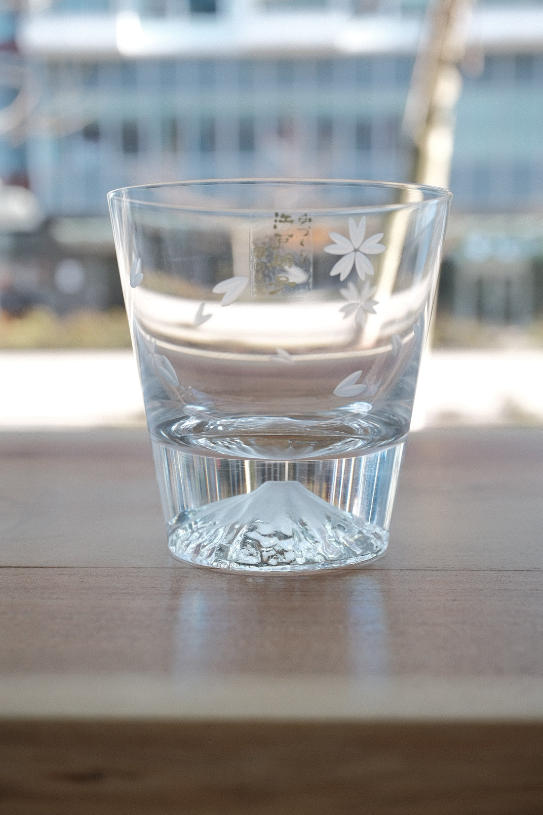 Edo Glass Mt. Fuji Glass Tumbler with Sakura Petal - Large 280ml