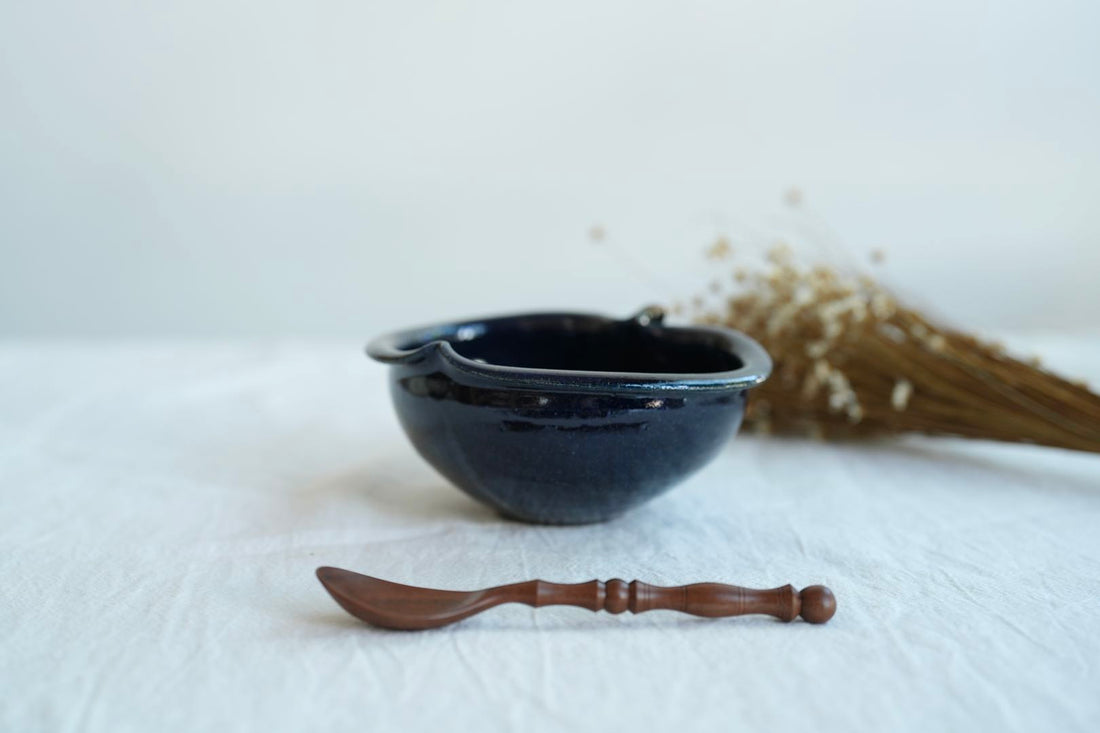 Hirokazu Furutani 古谷浩一 - Navy Apple Shaped 14cm Bowl HF09