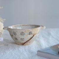 Akemi Suzuki 鈴木明美 - White Wall Double Handled Bowl AS09