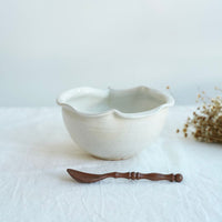 Hirokazu Furutani 古谷浩一 - White Pear Shaped 19cm Bowl HF20
