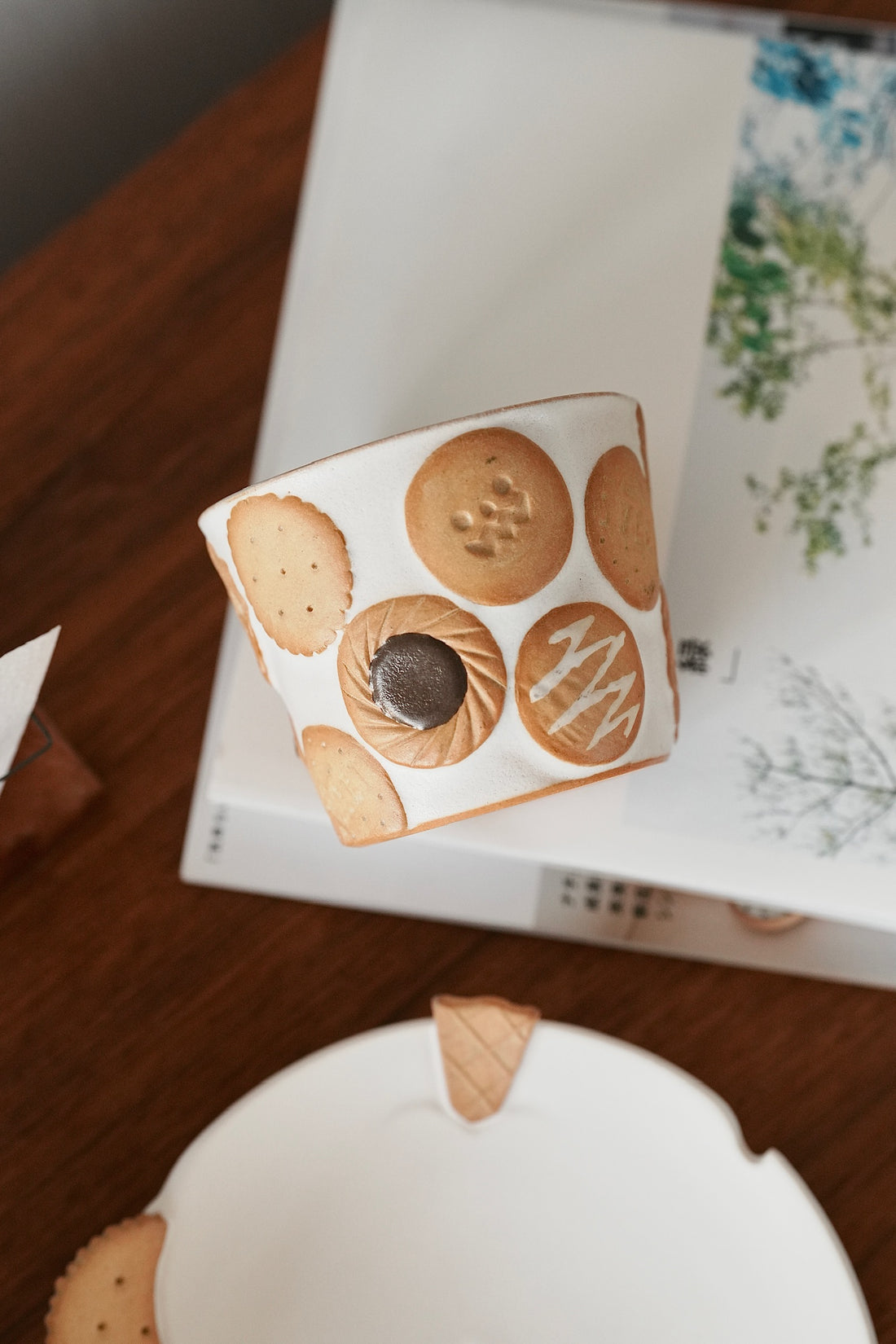 TAMA10- Mixed Cookie Cup - White TA12