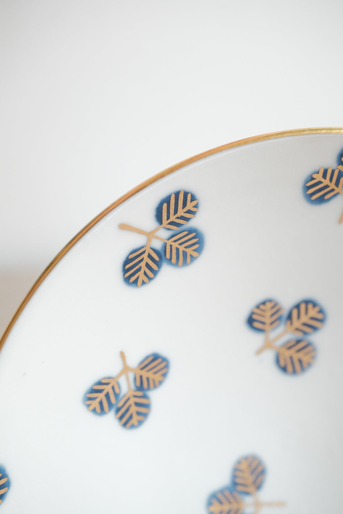 Natsumi Iino 飯野夏實 Gold Decor Small Plate -  Clover NI002d