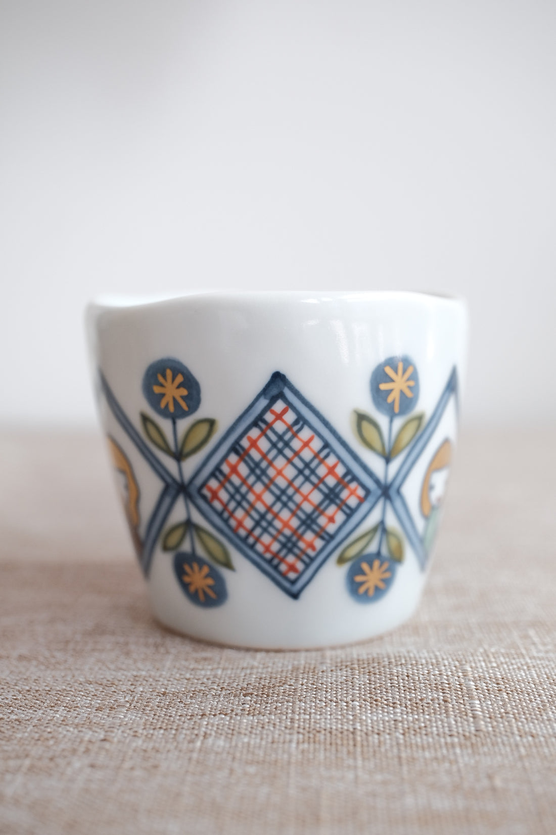 Natsumi Iino 飯野夏實 Small Sake Cup - Girl NI008