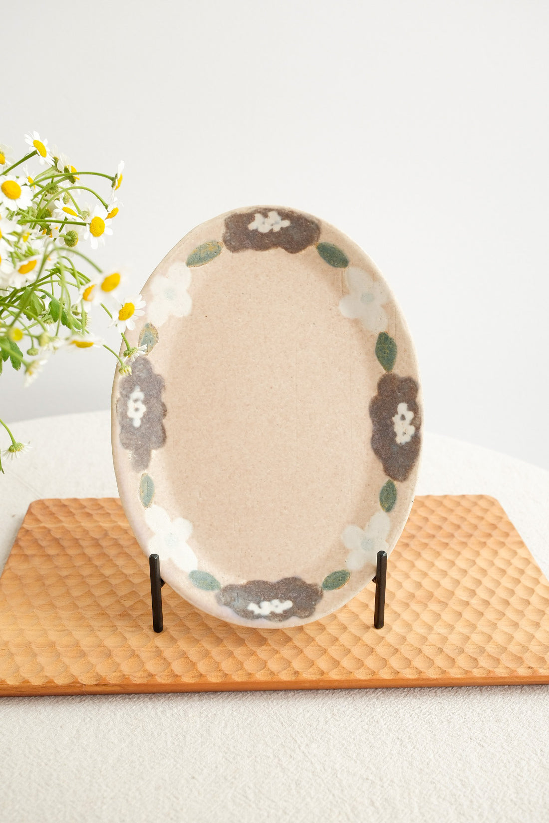 Makiko Okizawa 冲澤真纪子- Medium Oval Plate MA12