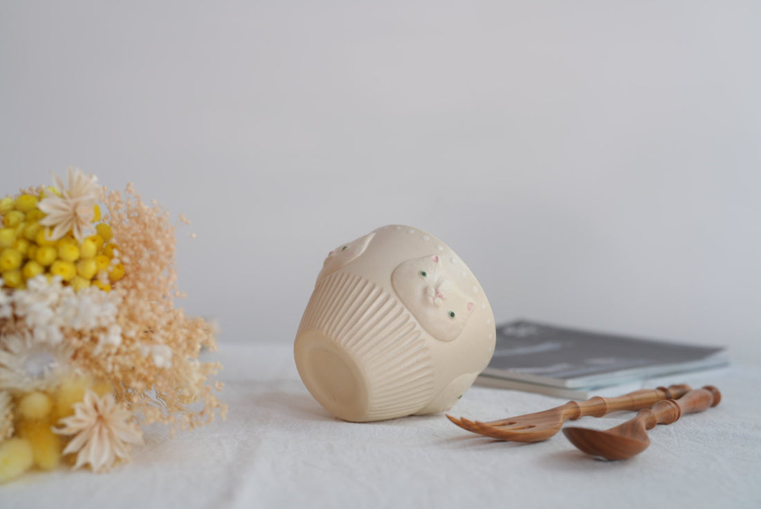 Sugar Poppo Round Cup - White Cat SP25